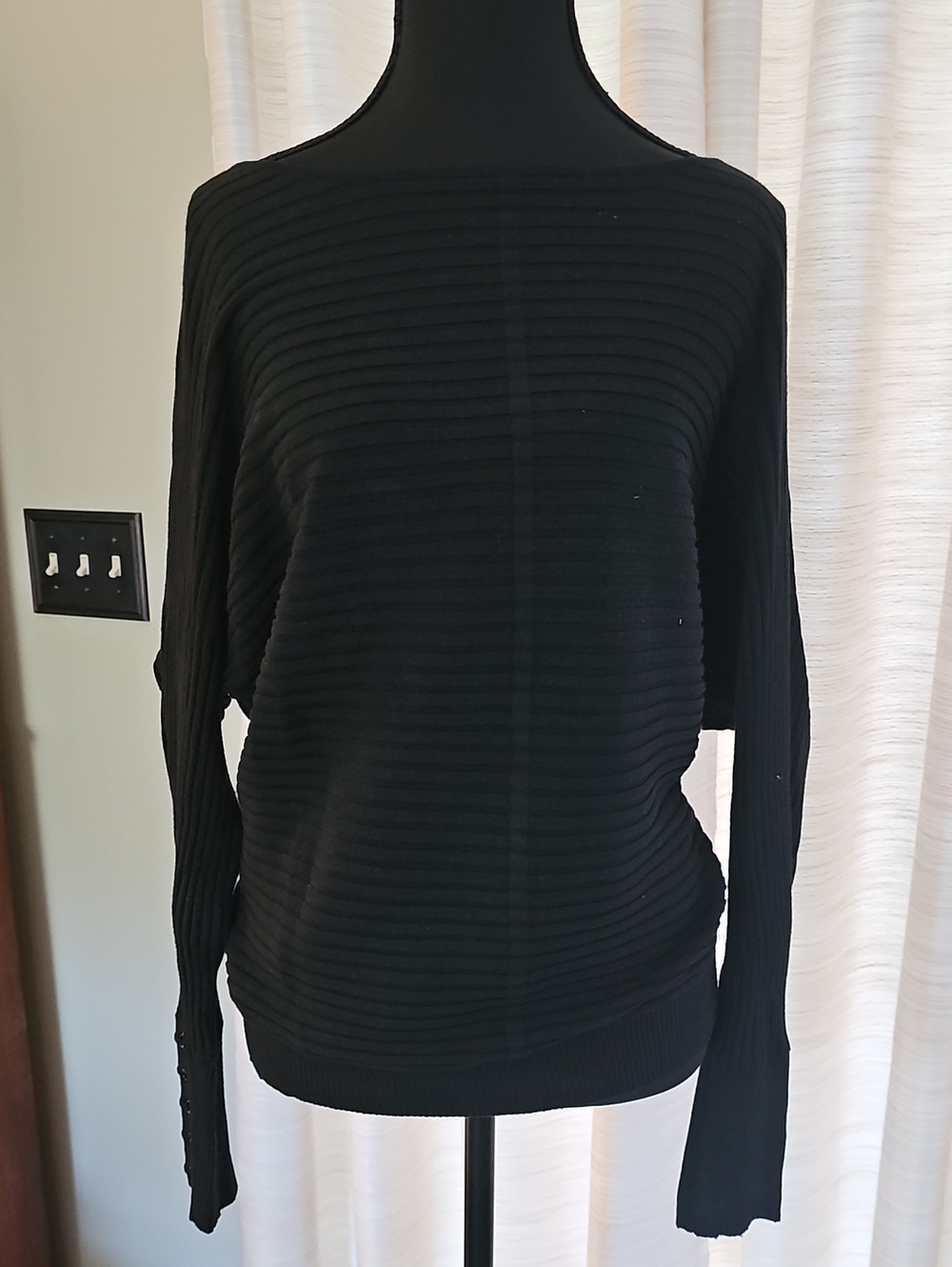 New York & Company Black Crew Neck Sweater